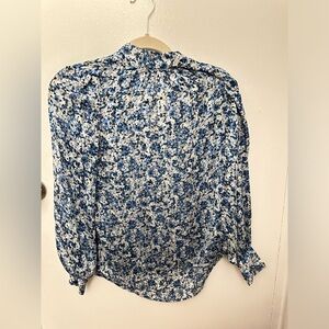 H&M mock neck long sleeve top in size XS